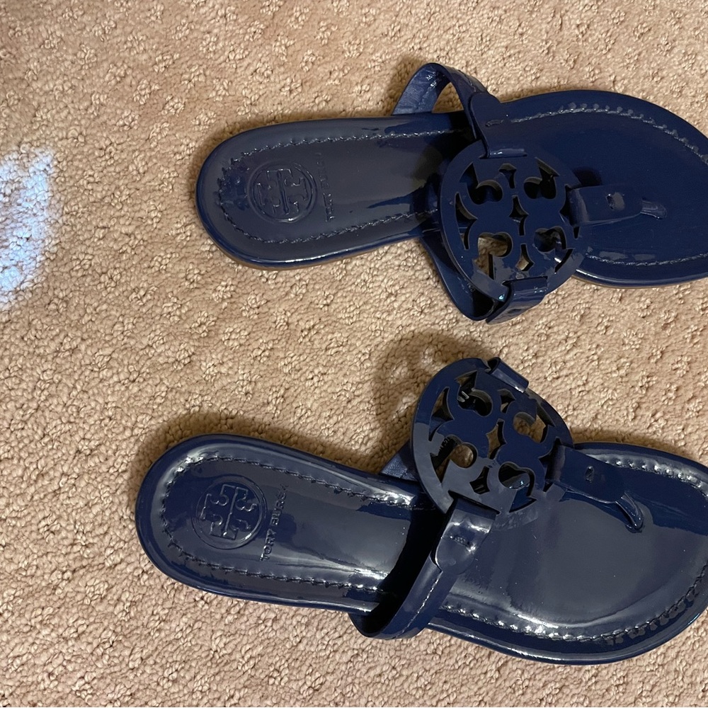 6 1/2 Tory Burch